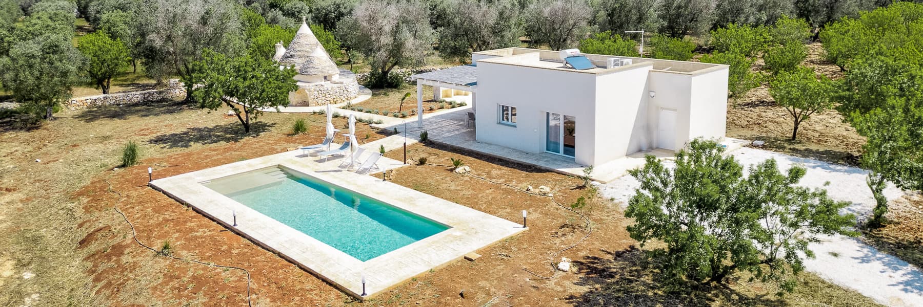 Trullo ristrutturato con piscina a Ostuni, Puglia