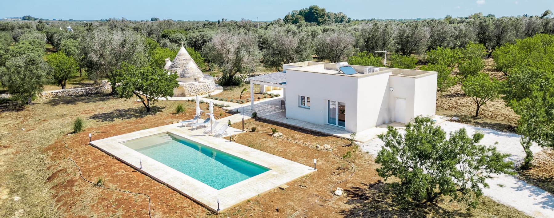 Trullo ristrutturato con piscina a Ostuni, Puglia