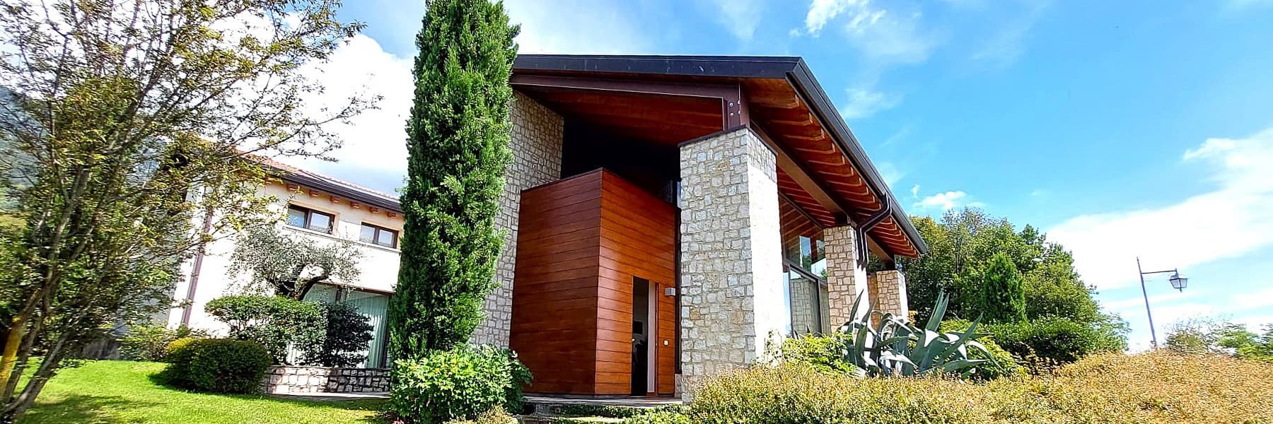 Villa panoramica a Borso del Grappa, Prealpi Venete