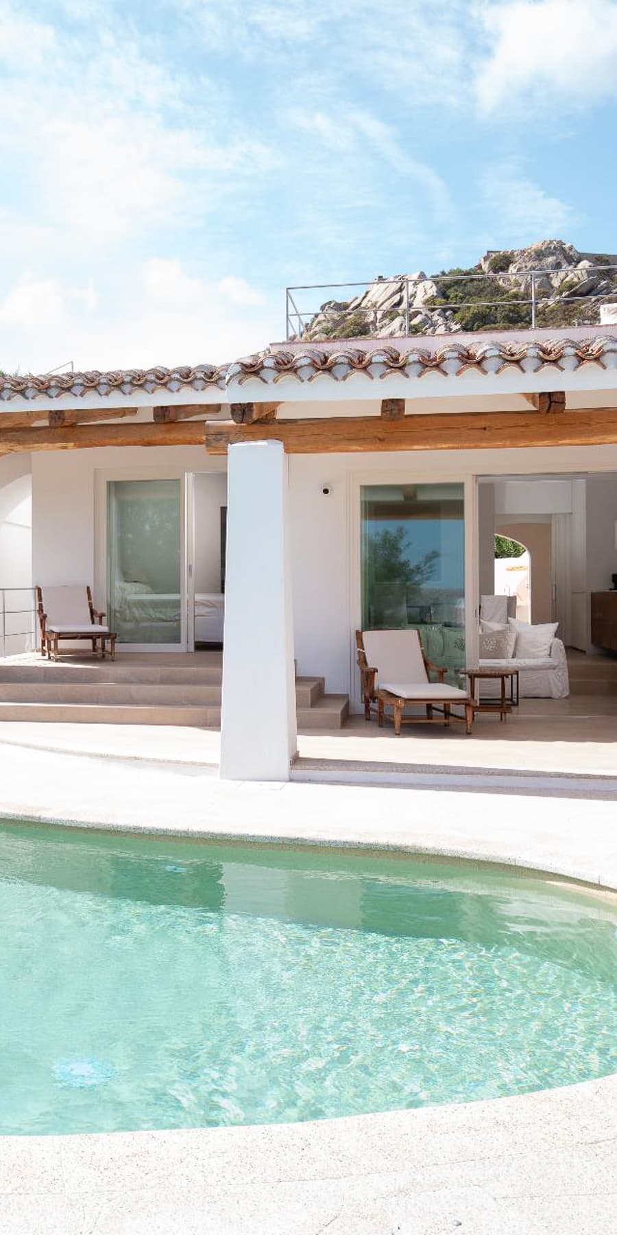 Villa esclusiva a Palau, Sardegna con piscina e vista mare