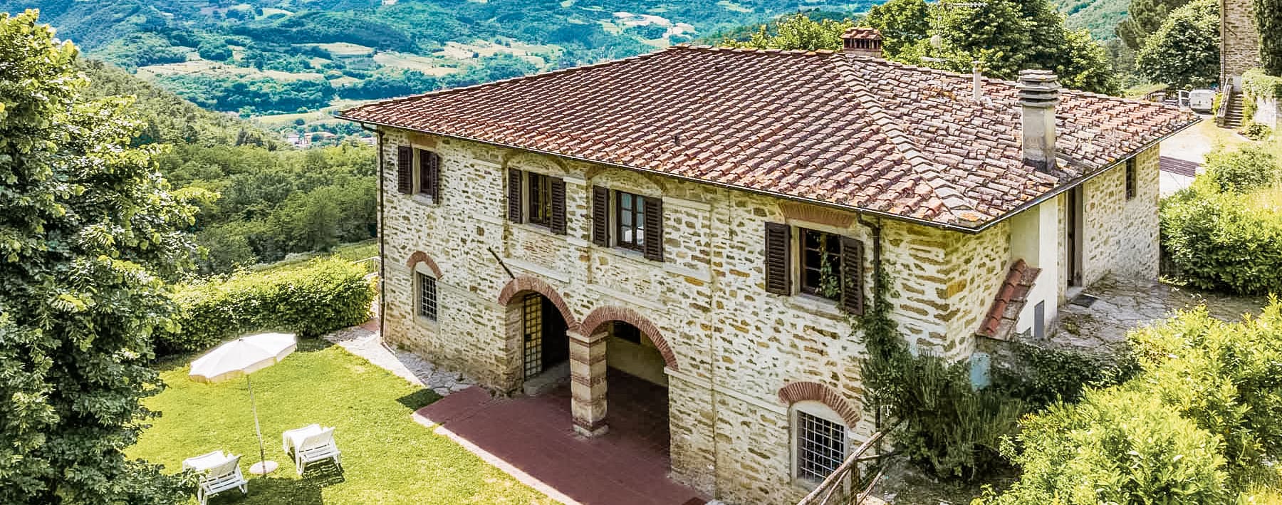 Villa storica con vigneto a Firenze