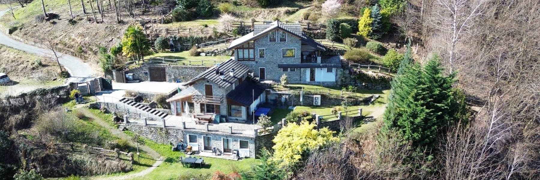 Villa in Pianello del Lario, Near Lake Como