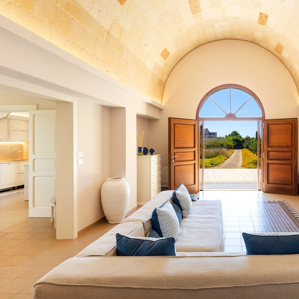 Villa elegante con giardino e piscina ad Alezio, Puglia