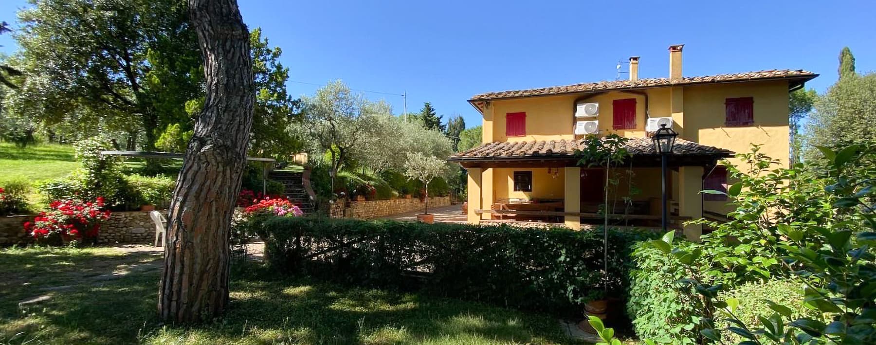 Casale di 400mq a Montespertoli, cuore della Toscana