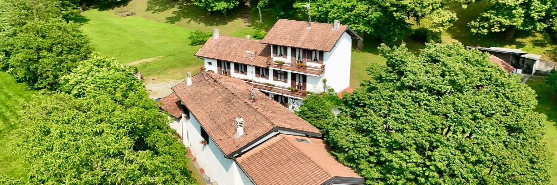 Rustic Country House in Arona, Lago Maggiore, Piedmont