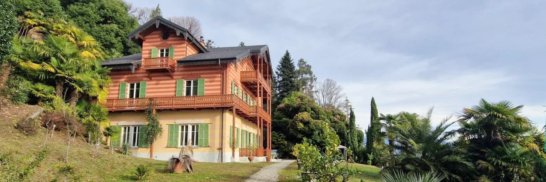Villa with Lake Maggiore Views in Ghiffa, Piedmont