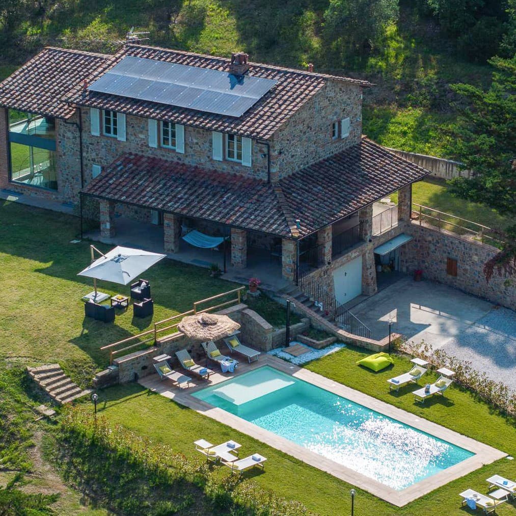 Villa con piscina tra le colline toscane, Rosignano