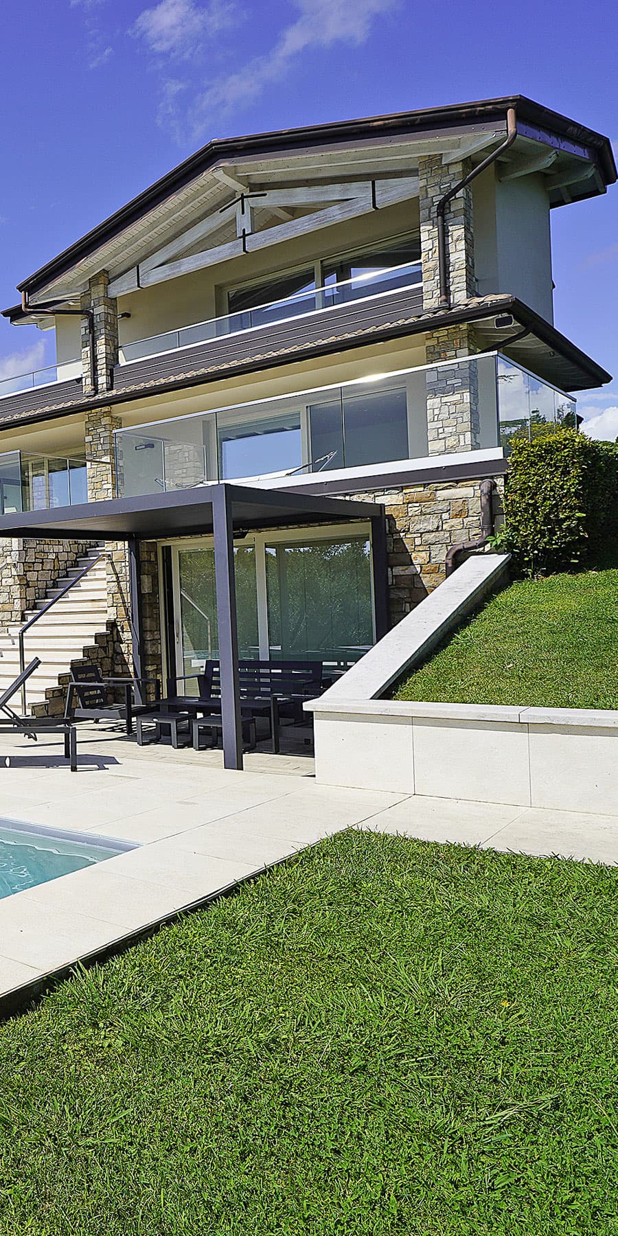 Villa con piscina a Moniga del Garda, Lago di Garda