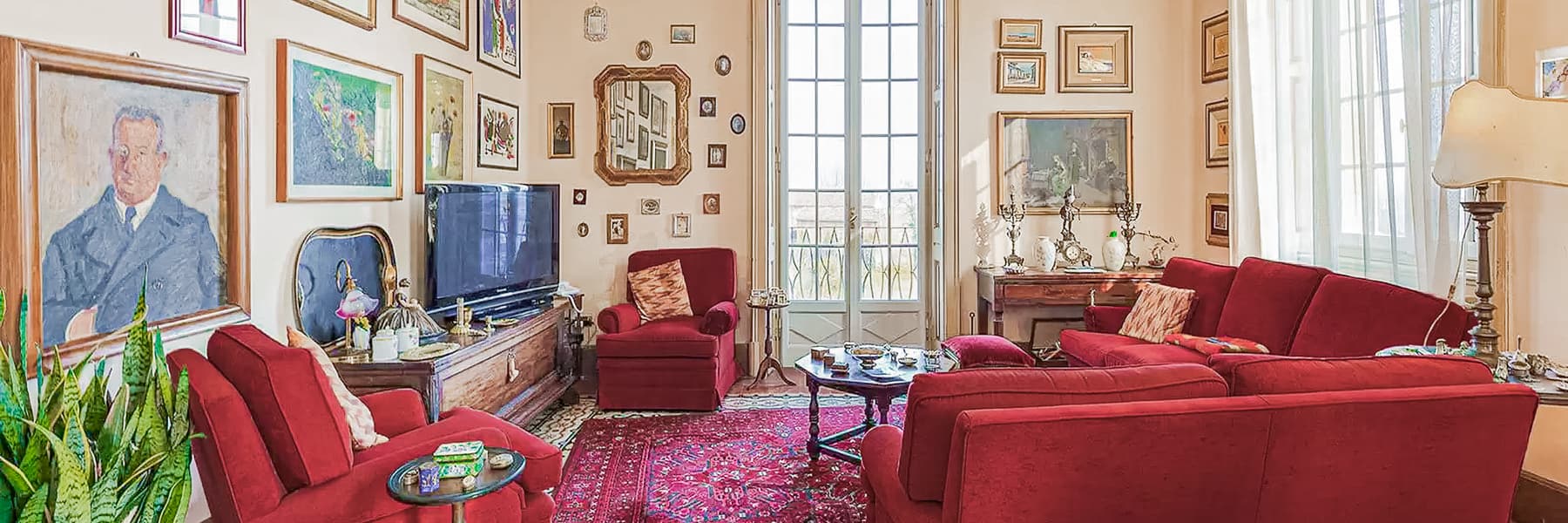 Villa storica immersa nel verde a Cremona