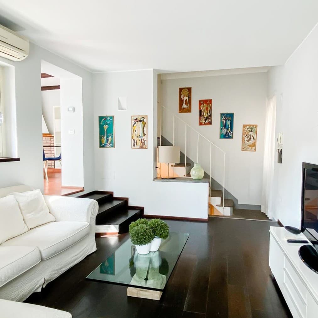 Appartamento con terrazzo nel cuore di Milano