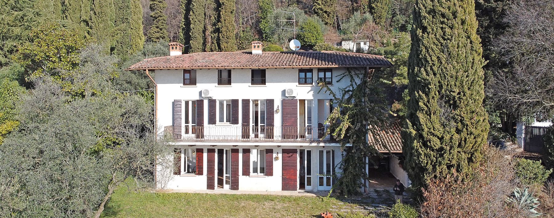 Villa a Gardone Riviera, sul Lago di Garda
