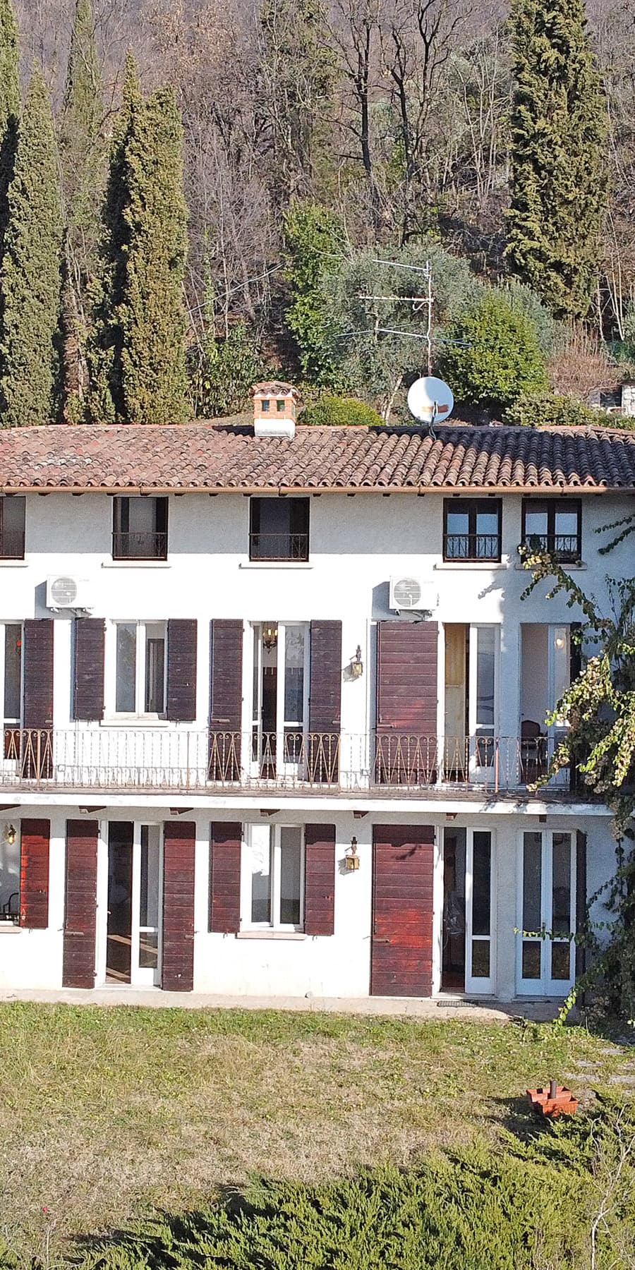 Villa a Gardone Riviera, sul Lago di Garda