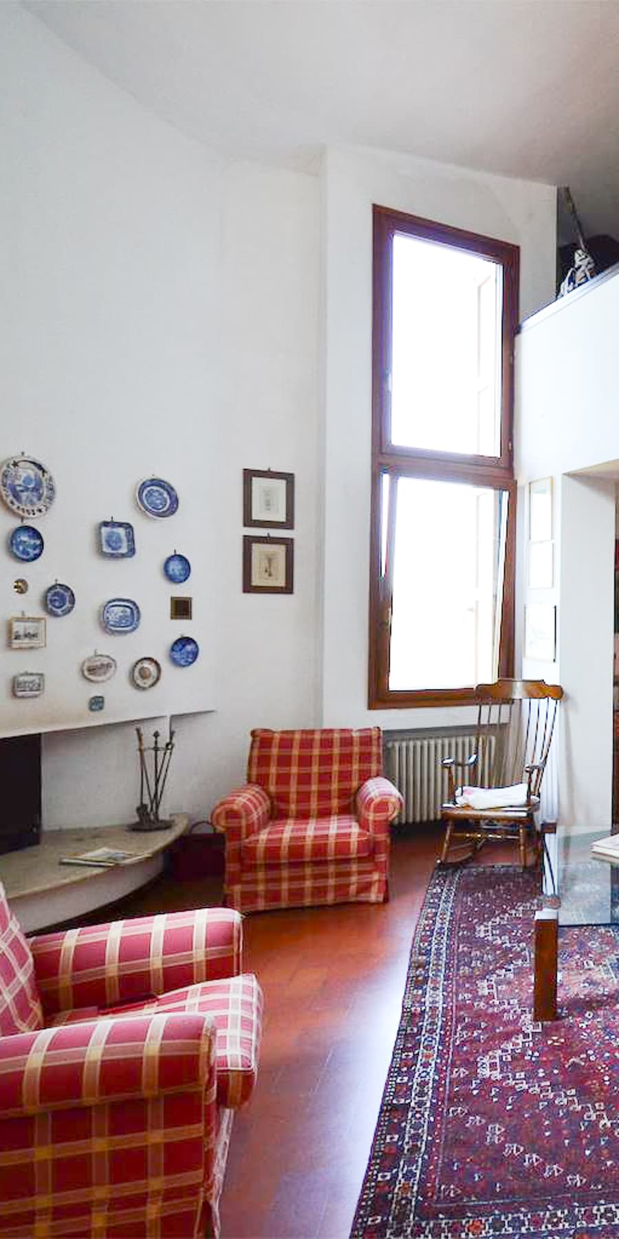 Elegant Villa in Siena, Tuscany - 5 Beds, 4 Baths