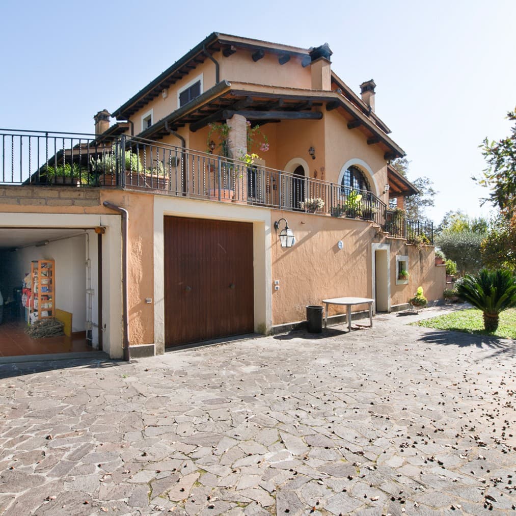 Villa a Riano: eleganza e comfort alle porte di Roma
