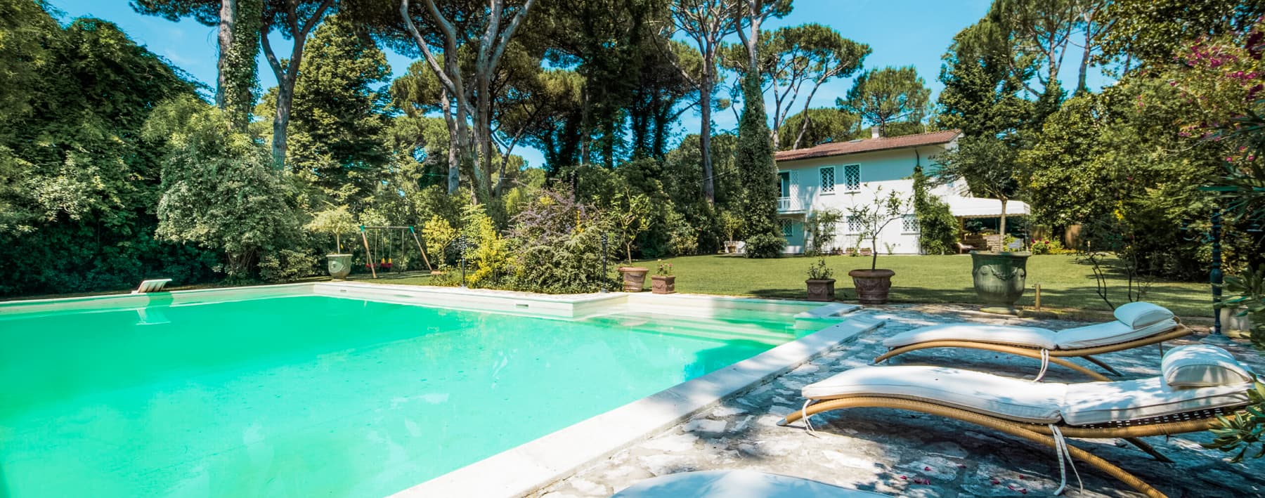 Villa esclusiva a Pietrasanta, nel cuore della Versilia