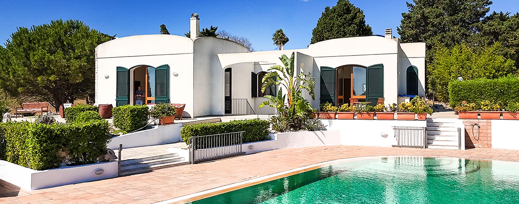 Spectacular Villa Overlooking Adriatic in Puglia