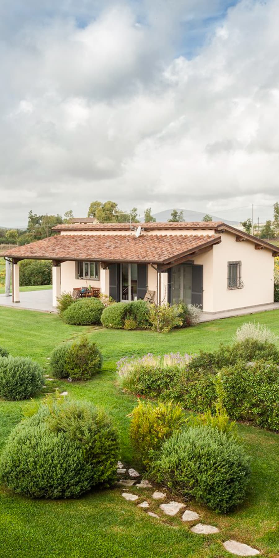 Villa a Montalto di Castro: eleganza e tranquillità