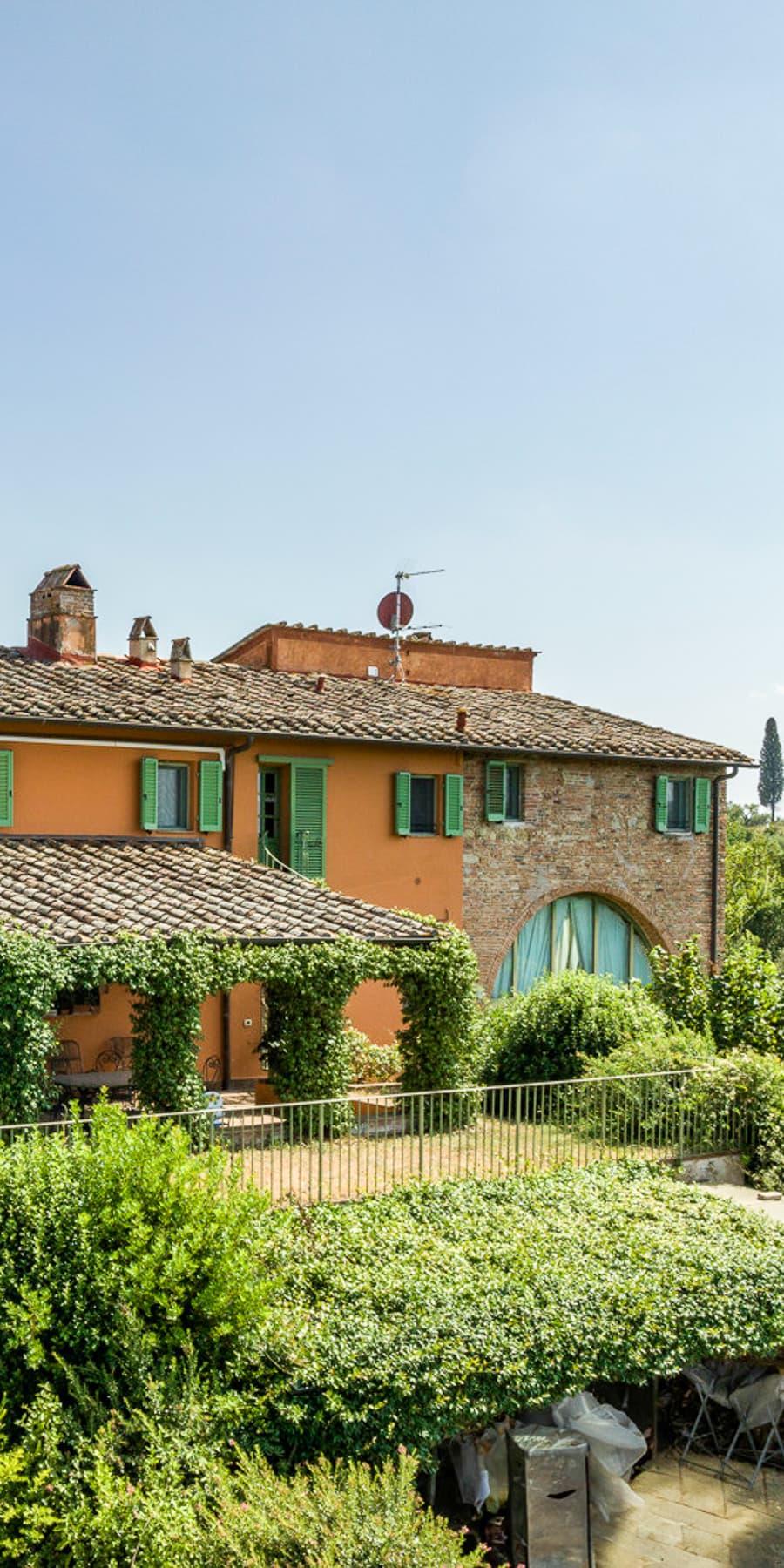 Casale in Toscana: Eleganza e Storia a Pontedera