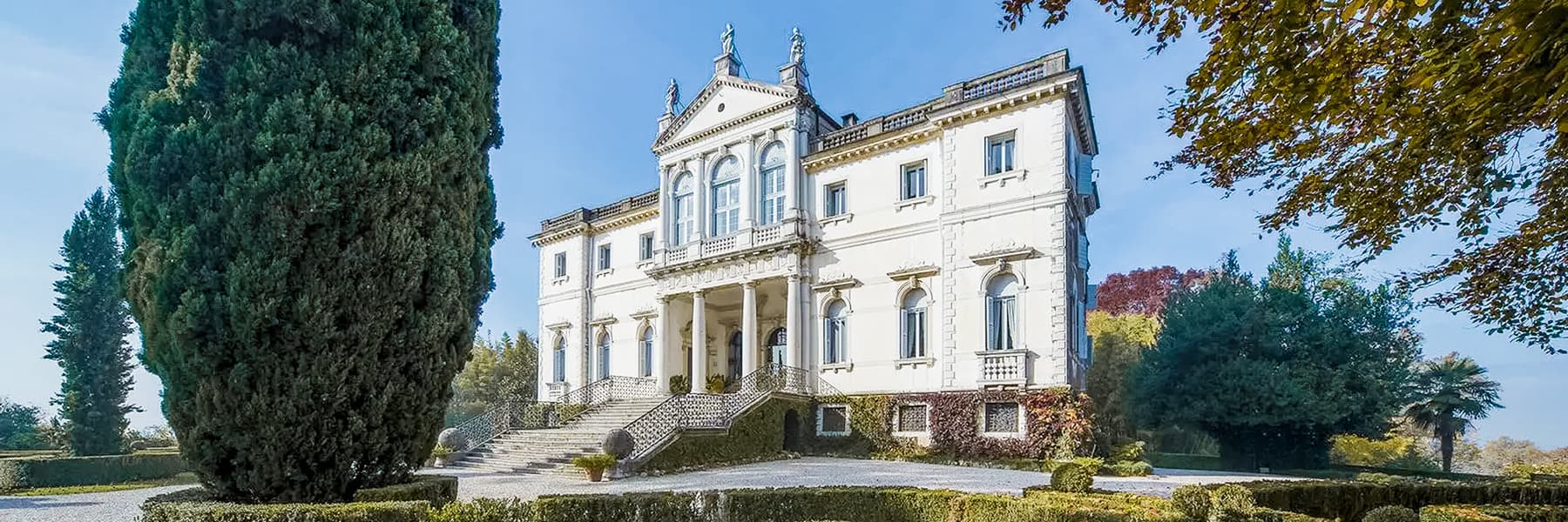 Edificio storico a Conegliano con ampio parco esclusivo