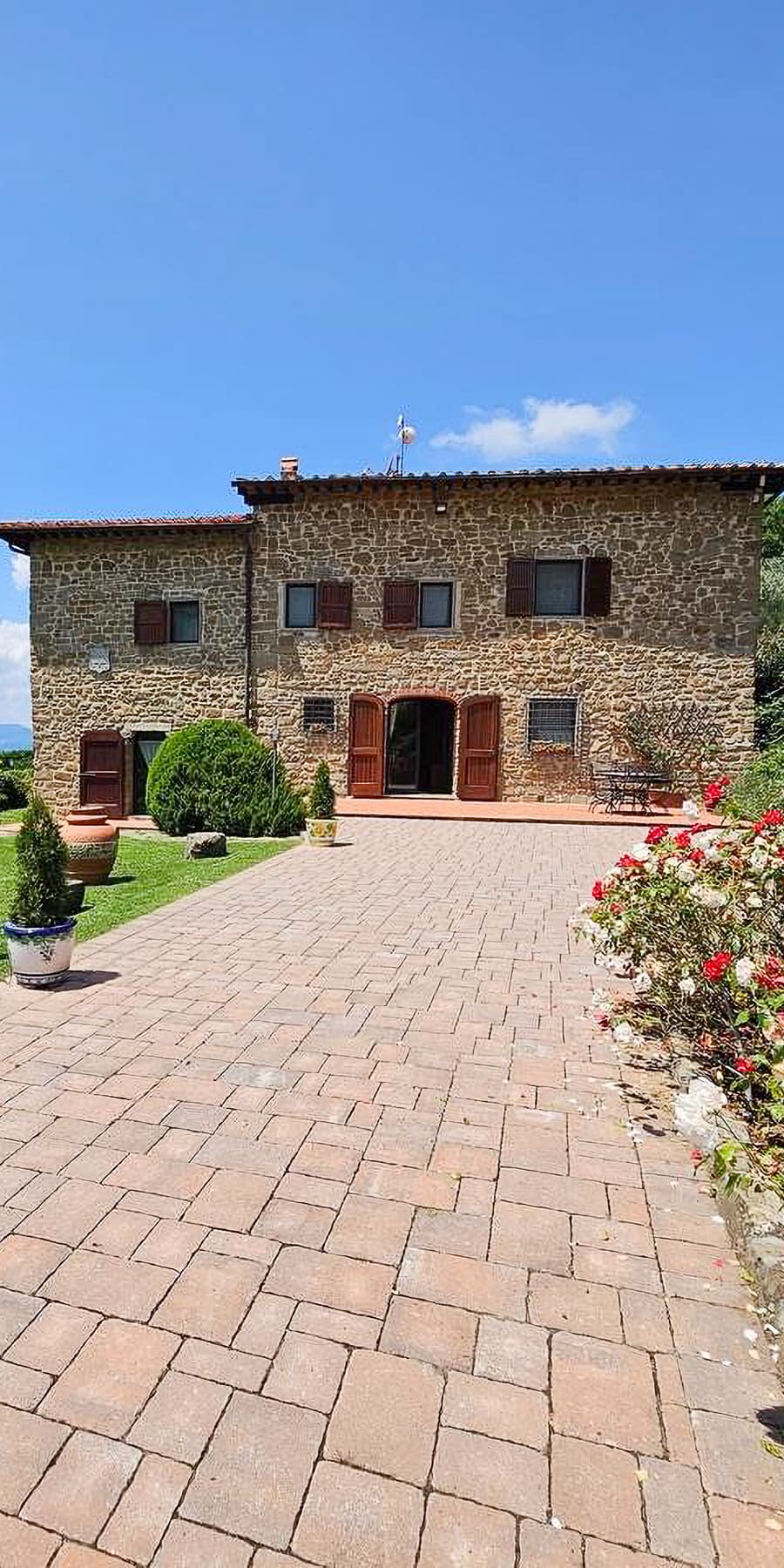 Colonica ristrutturata a Reggello, Toscana