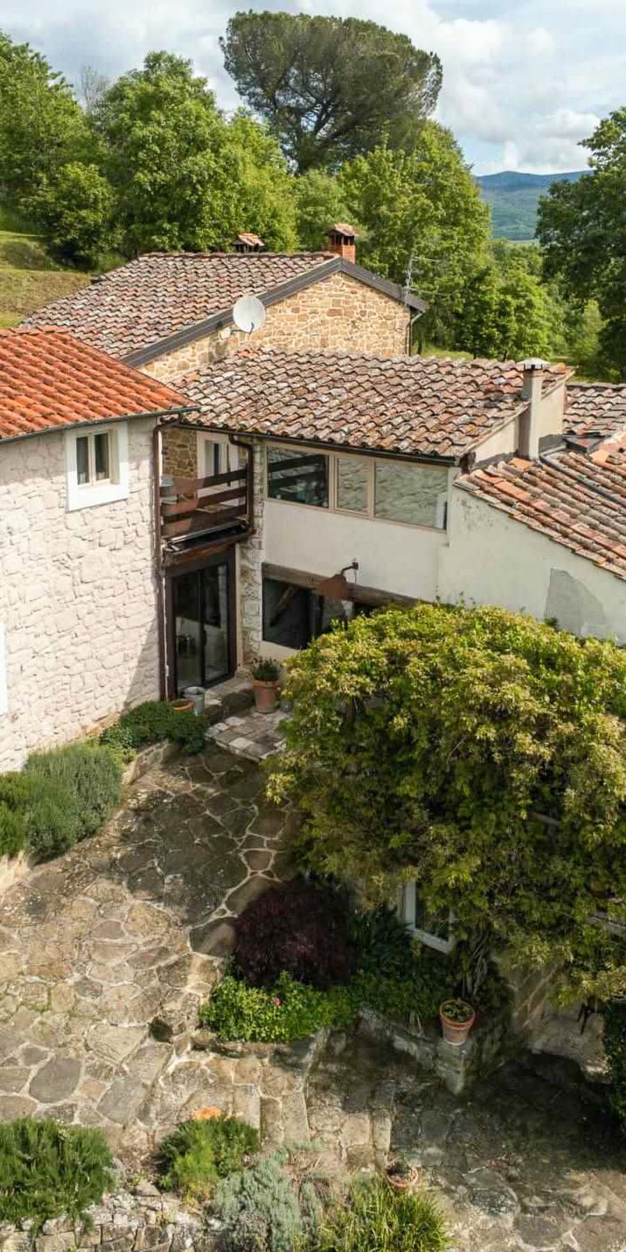 Casale in pietra nel cuore della Toscana, Poppi