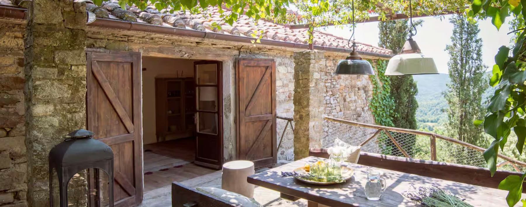 Casale con piscina e vista panoramica a Cortona, Toscana