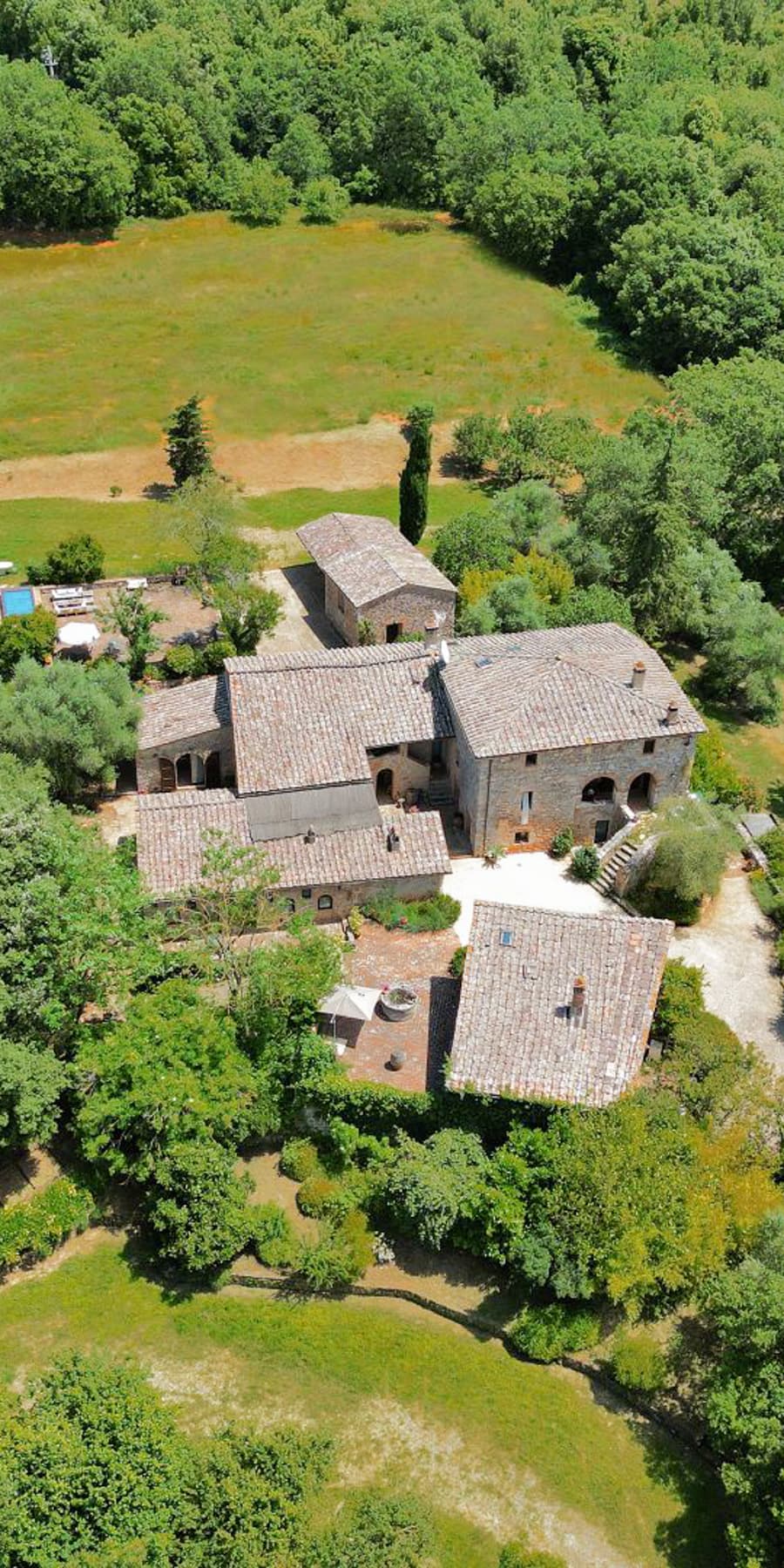Tenuta storica nel cuore della Toscana a Sovicille