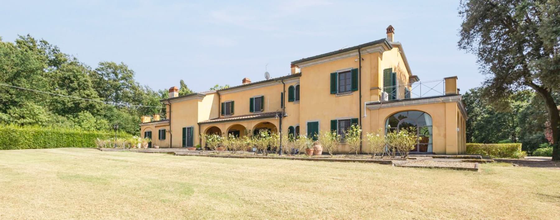 Villa storica con parco incantevole a Bientina, Toscana