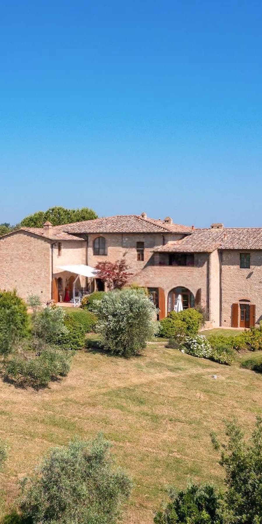 Villa storica con vigneto e piscina a San Gimignano