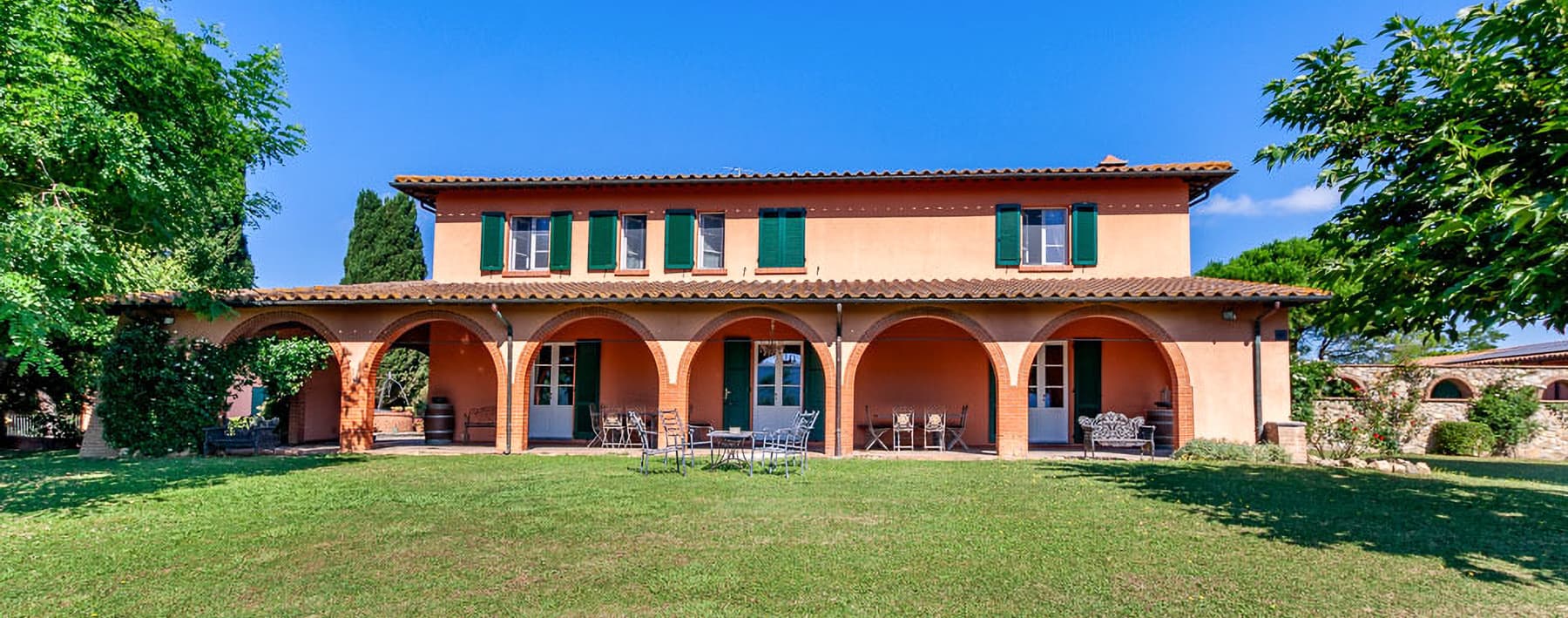 Detached House in Crespina Lorenzana, Tuscany