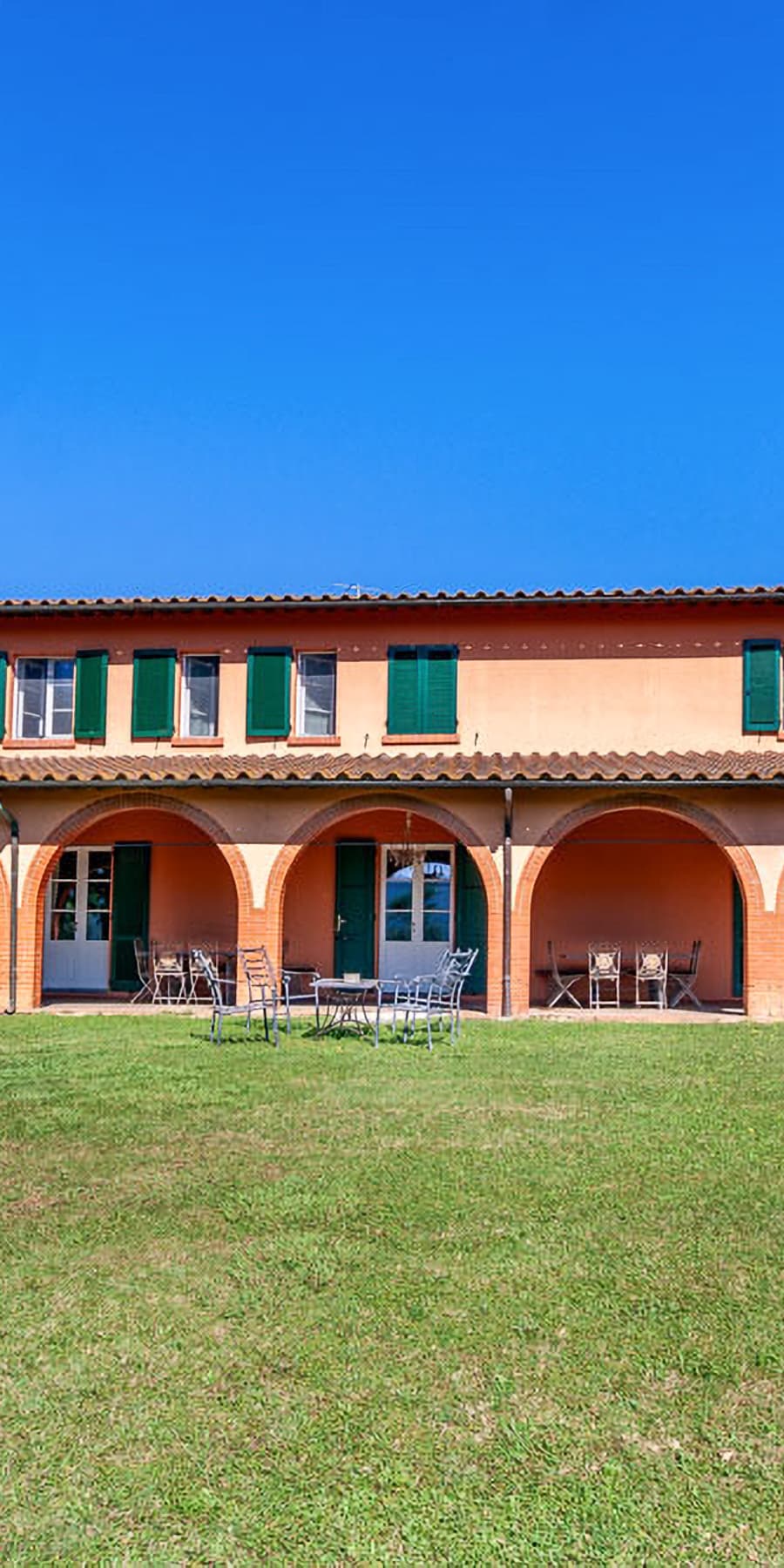 Detached House in Crespina Lorenzana, Tuscany
