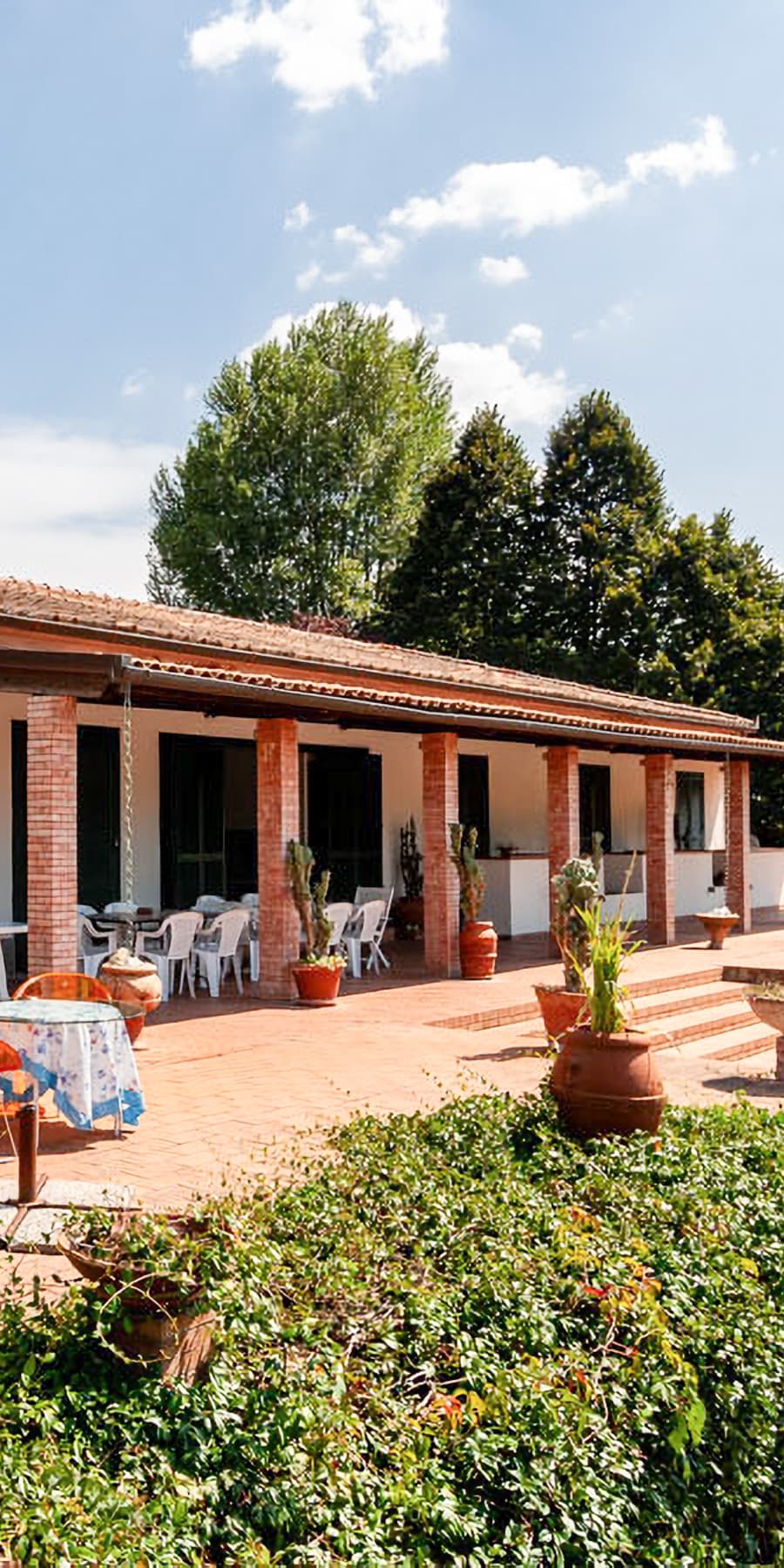 Detached House in Scenic Lorenzana, Tuscany