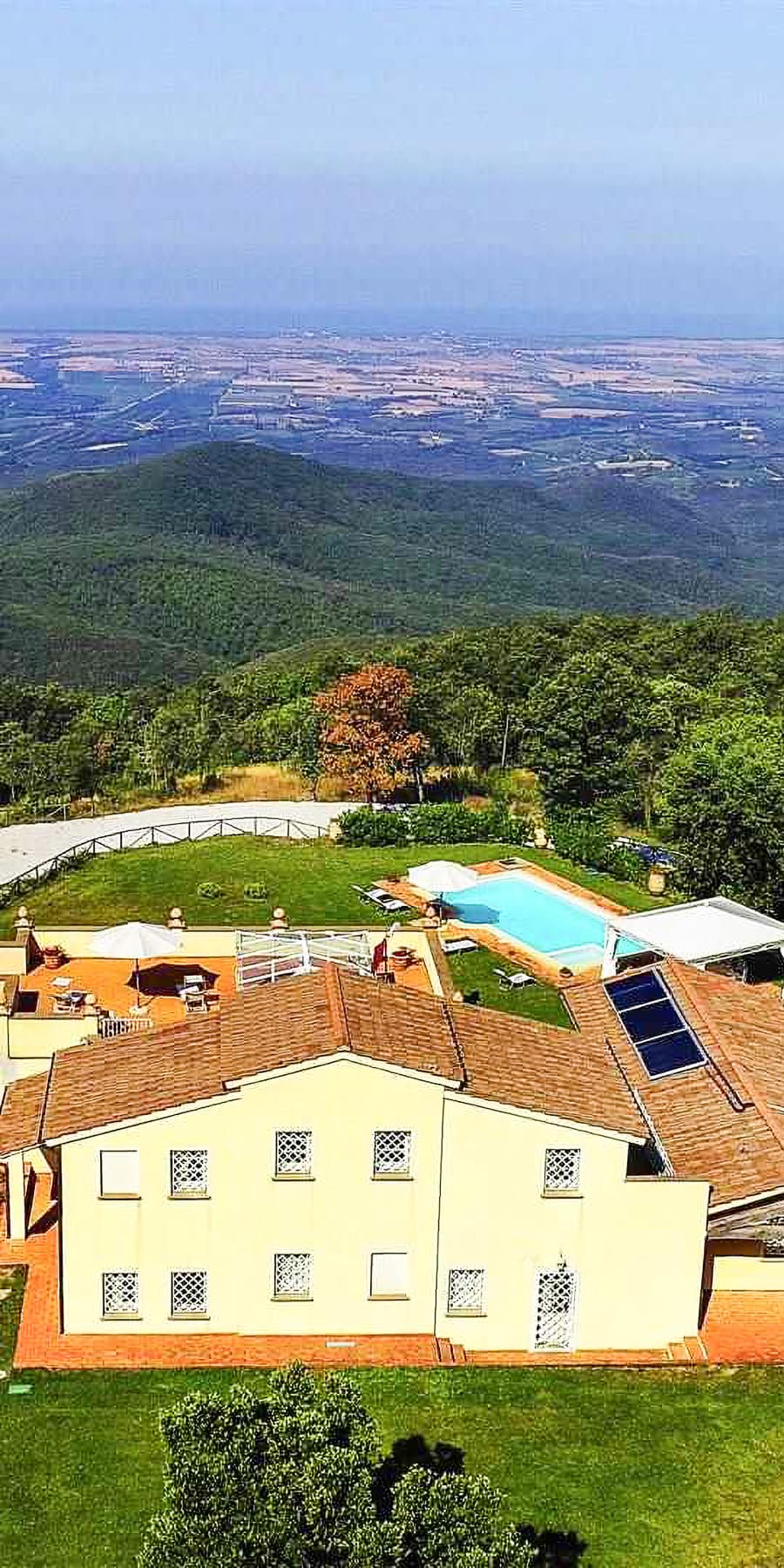 Villa con vista mare a Montecatini Val di Cecina, Toscana