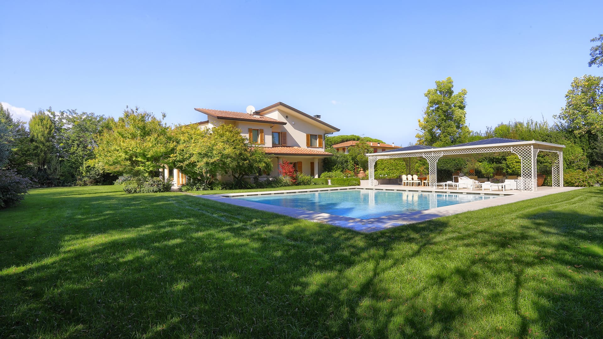 Charming Villa in Pisa, Tuscany