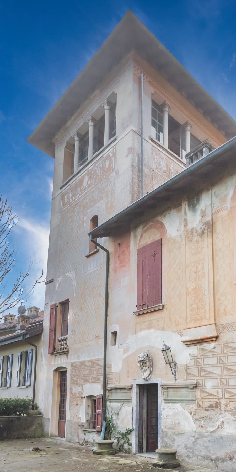 Sprawling Estate in Mornago, Lombardy