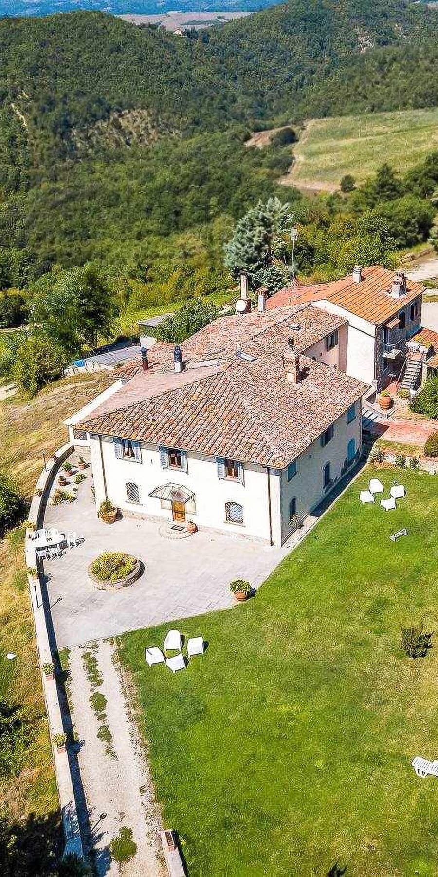 Azienda Agricola a Rufina, nel cuore della Toscana