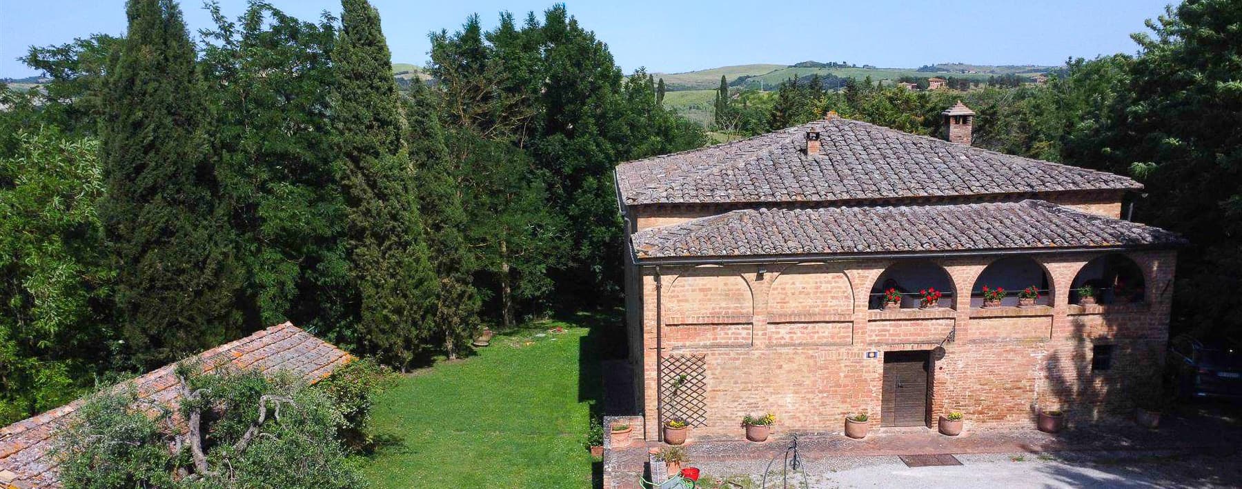 Azienda Agricola in Toscana: Podere e Casale a Buonconvento