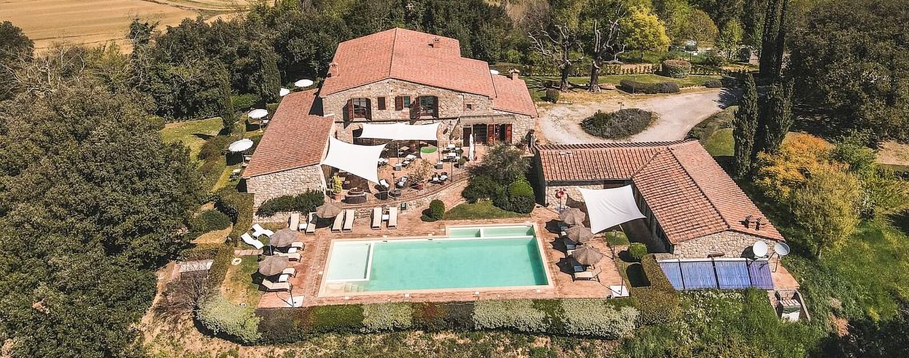 Casale con Parco e Spa nella Splendida Toscana