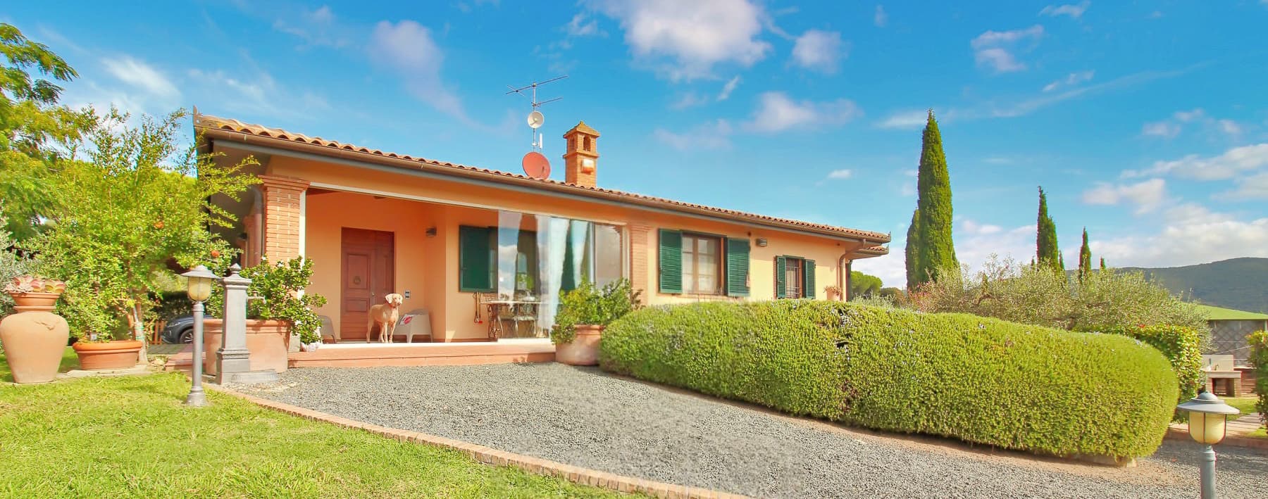 Villa con Piscina e Vista Mare a Castiglione della Pescaia