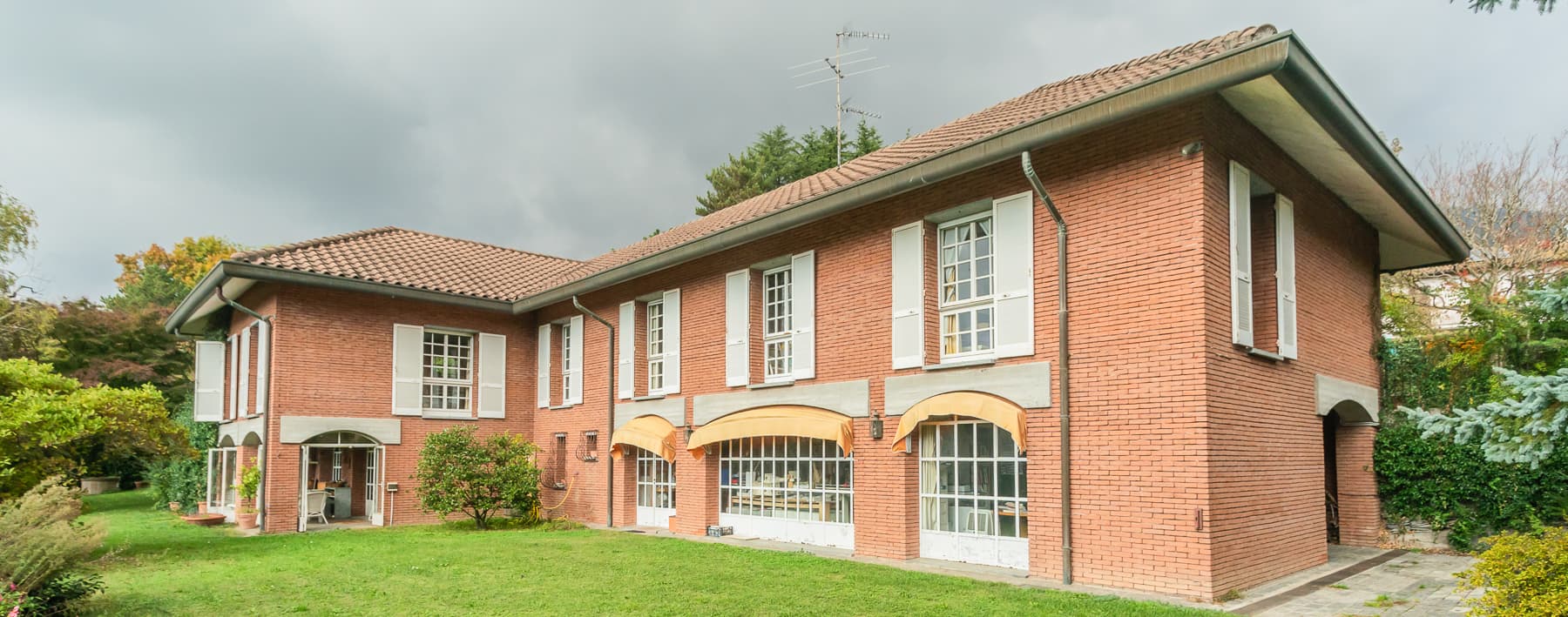 Charming Villa in Luvinate, Lombardy