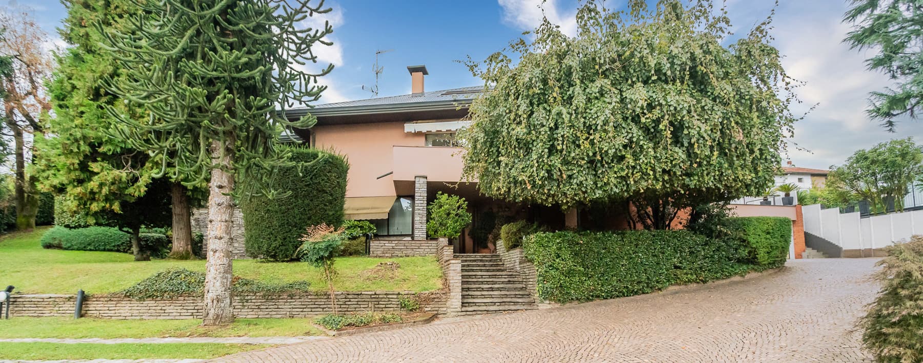 Villa in Gallarate, Lombardia