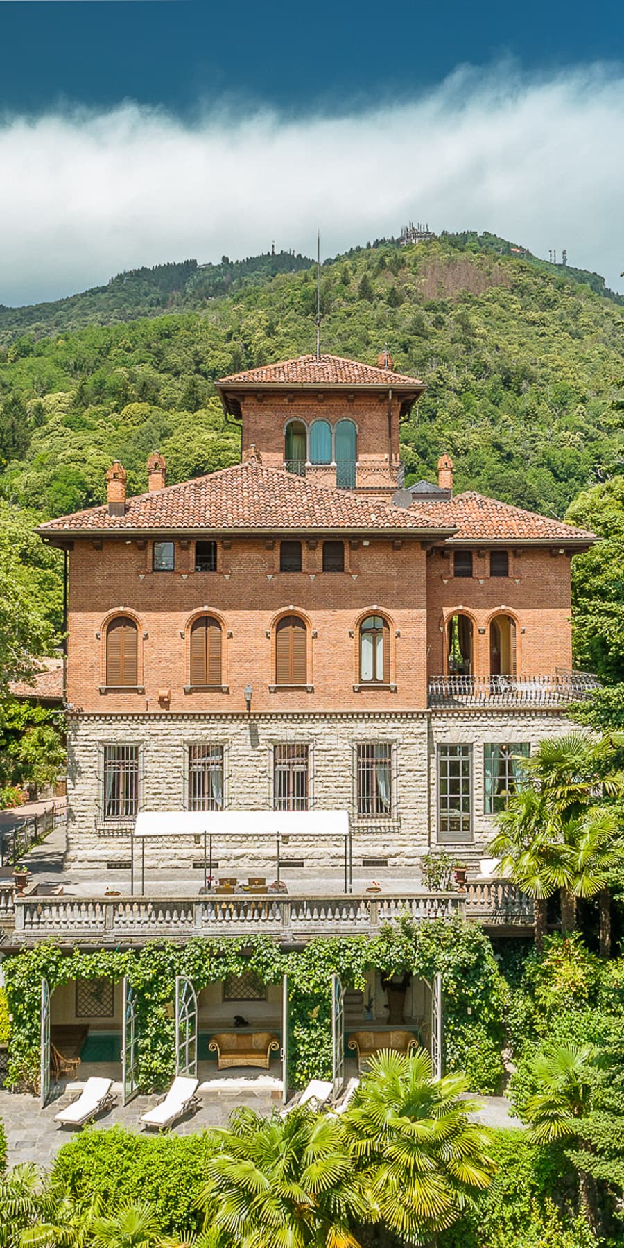Charming Villa in Varese, Lombardy