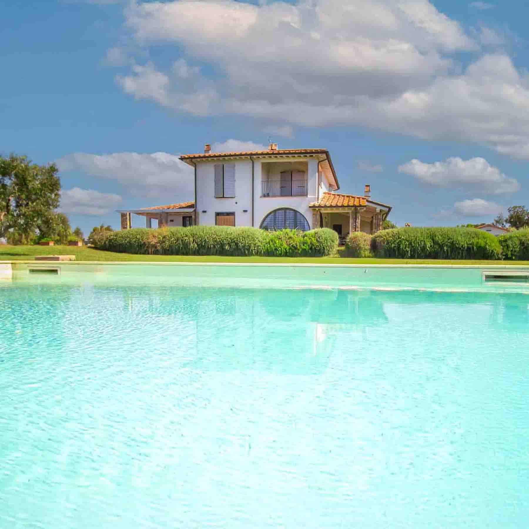 Villa con Piscina a Capalbio, Toscana