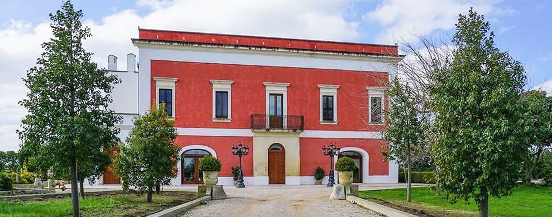 Villa ottocentesca con parco a Galatina, Puglia