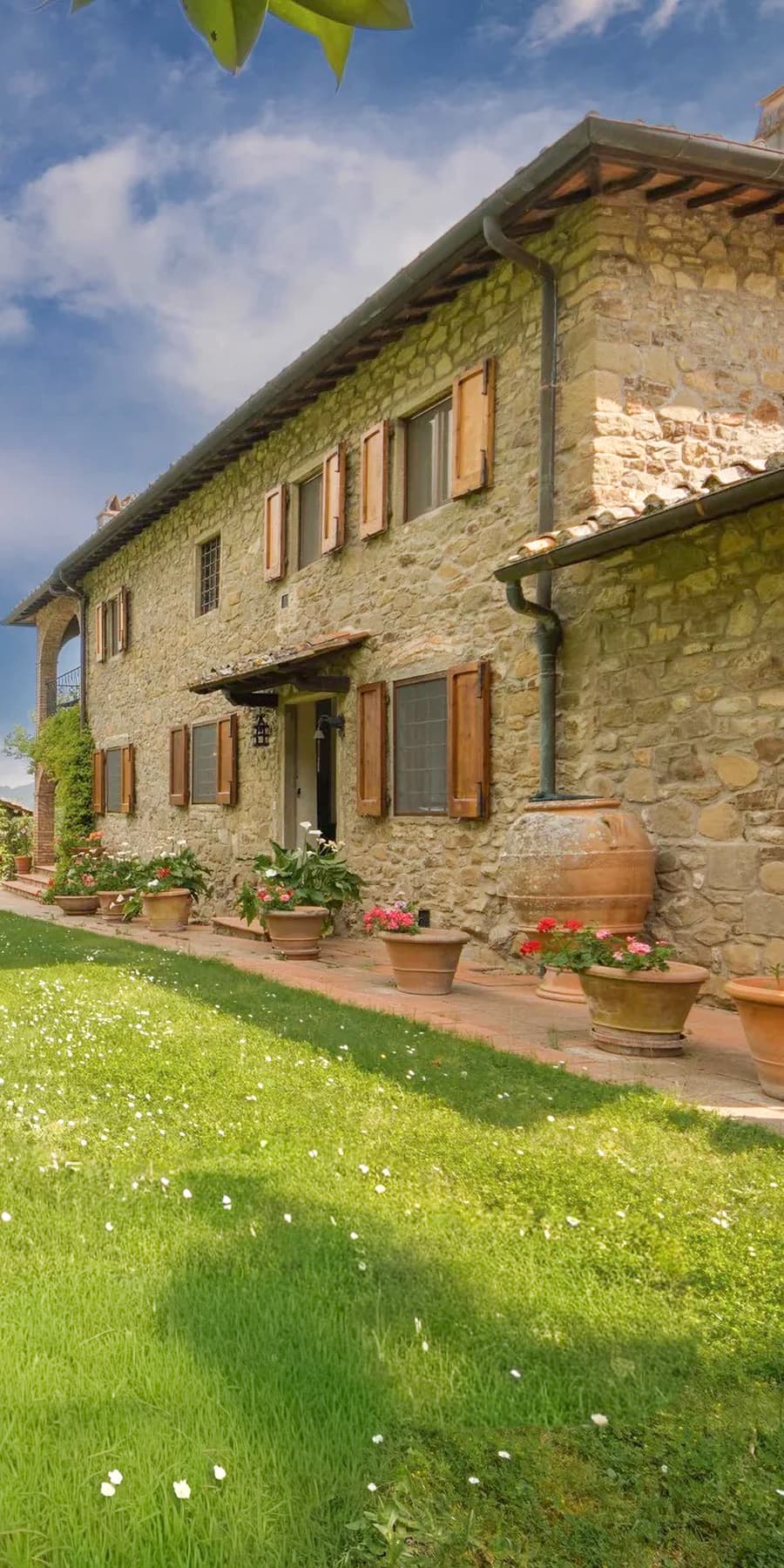 Elegant Villa in Dudda, Tuscany