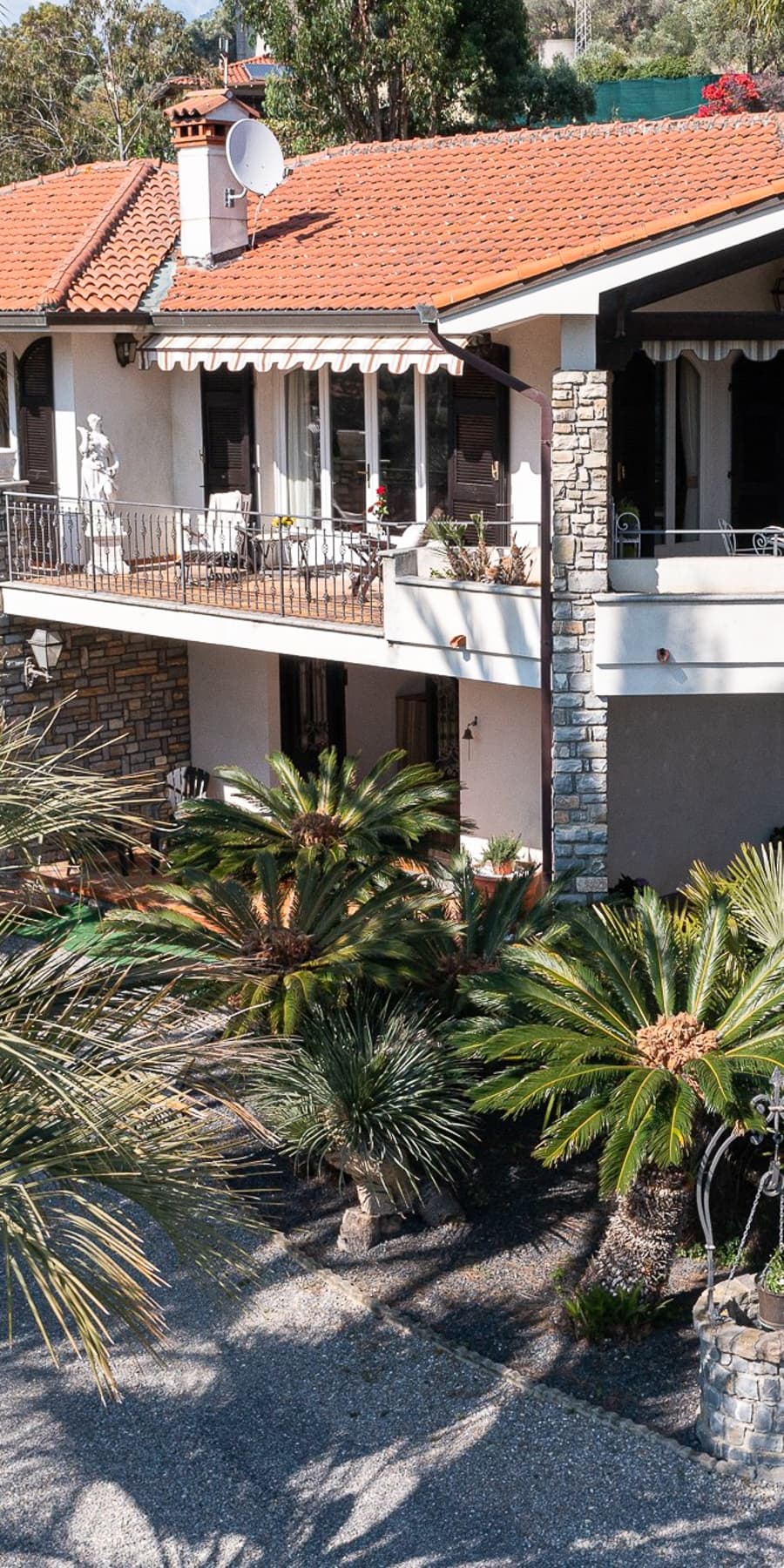 Elegant Villa in Scenic Bordighera, Liguria