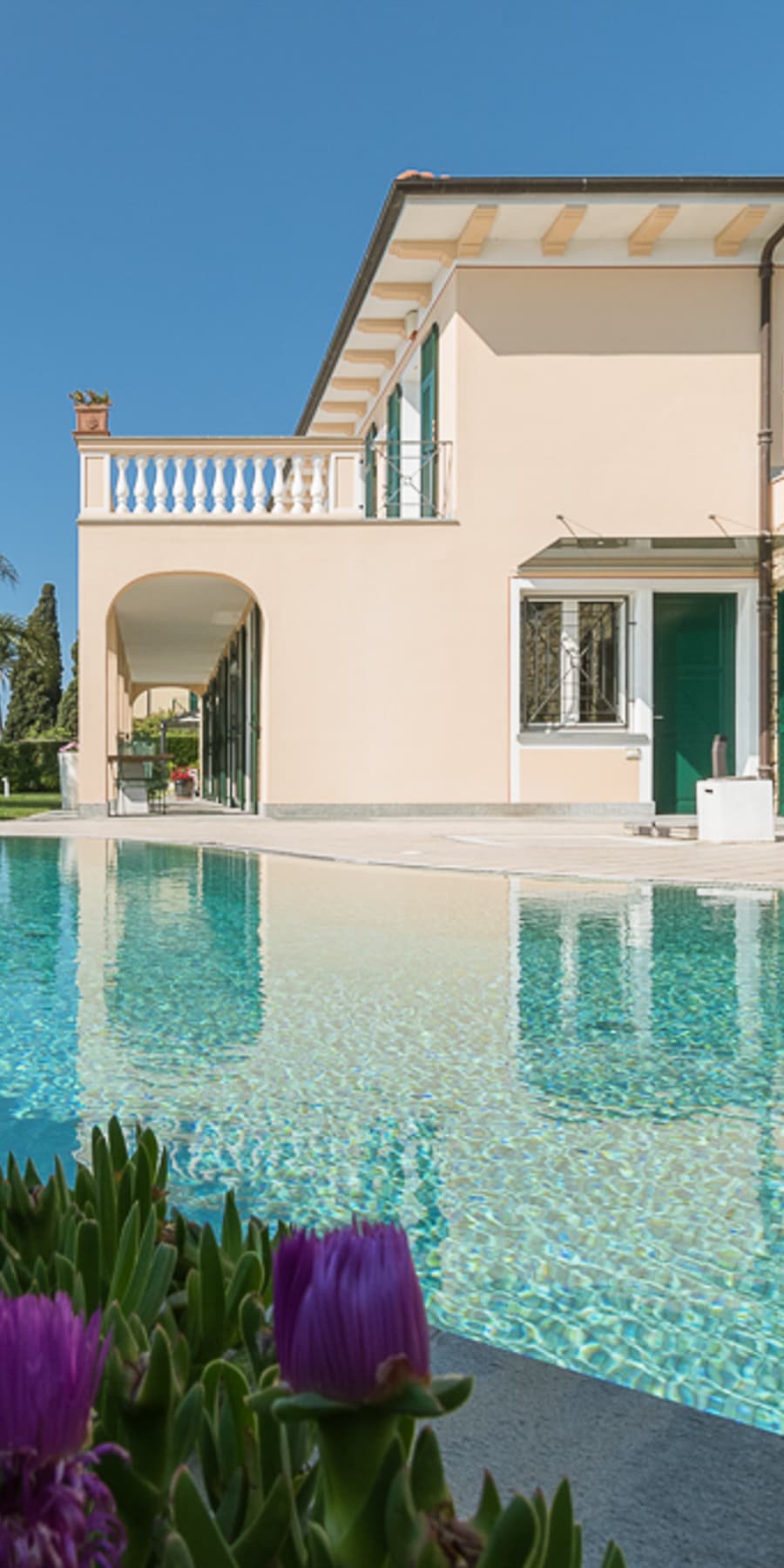 Elegant Villa in Bordighera, Liguria Coast
