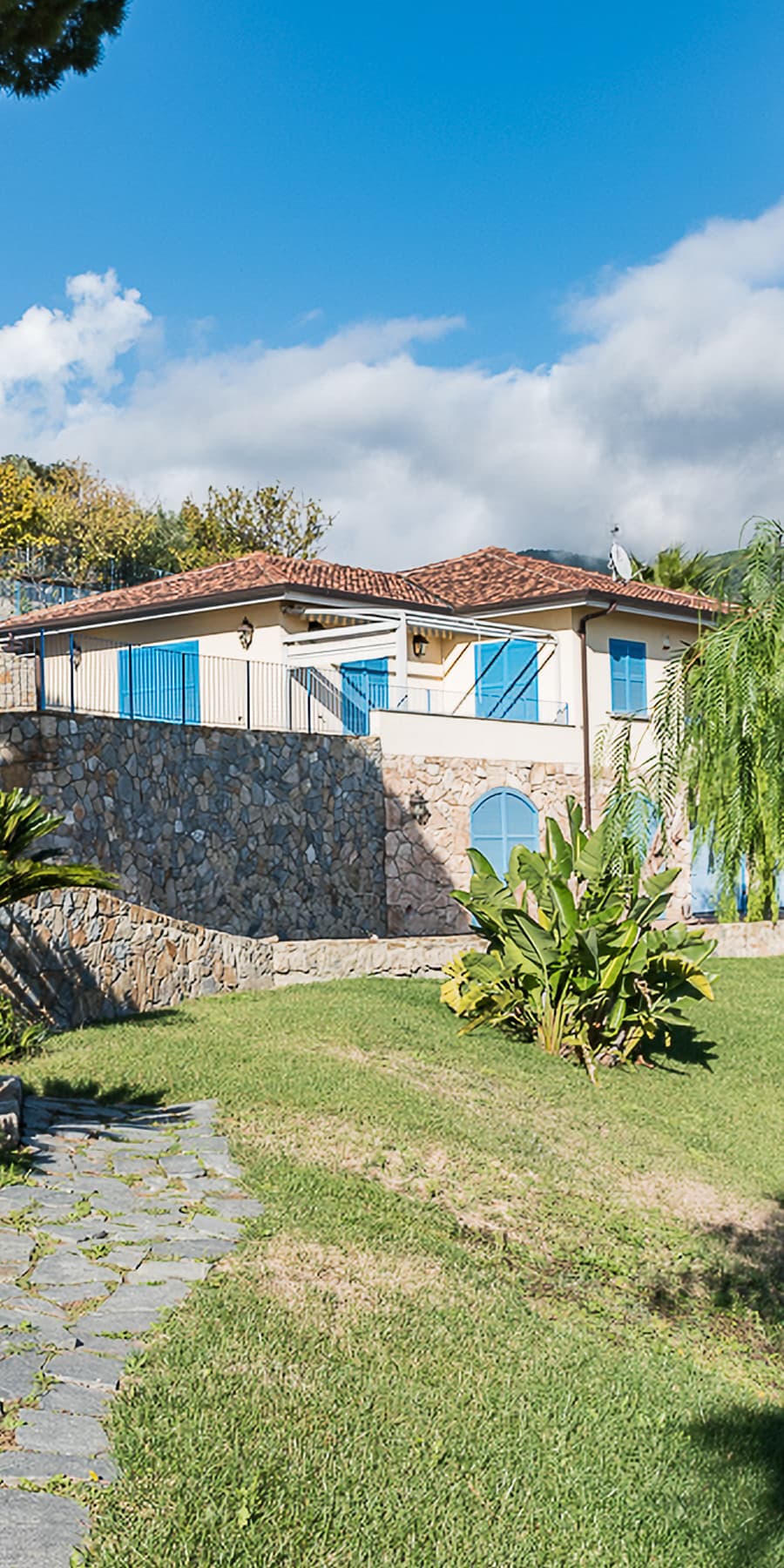Charming Villa in Vallebona, Liguria