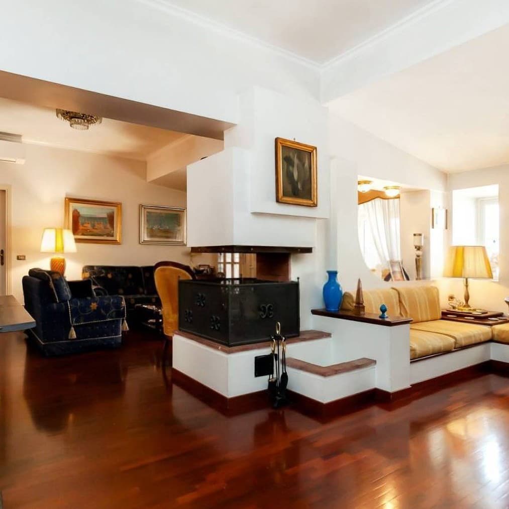 Elegant Penthouse in Rome, Lazio