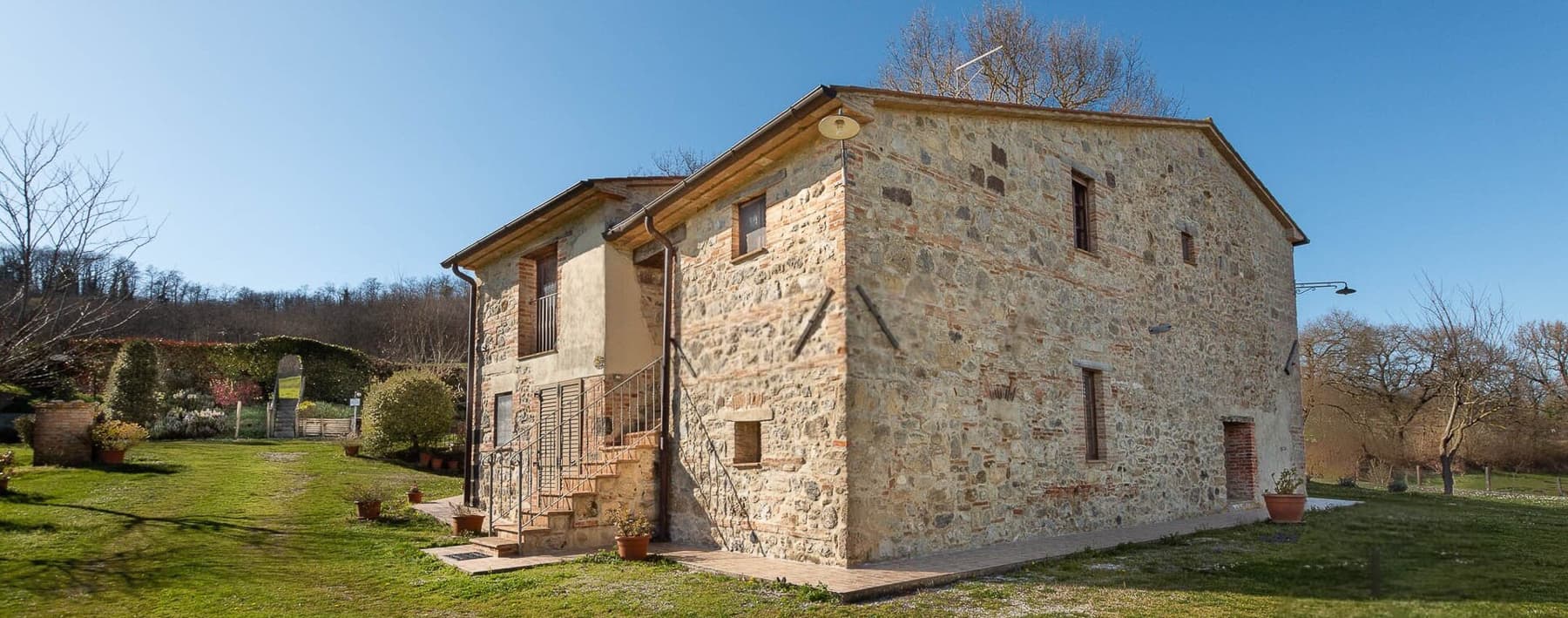 Charming Country House in Sarteano, Tuscany